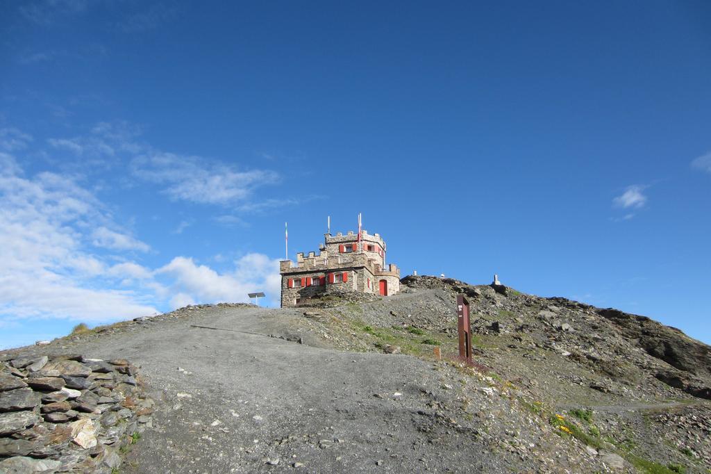 Rifugio Garibaldi Hotel Passo Stelvio Exterior photo