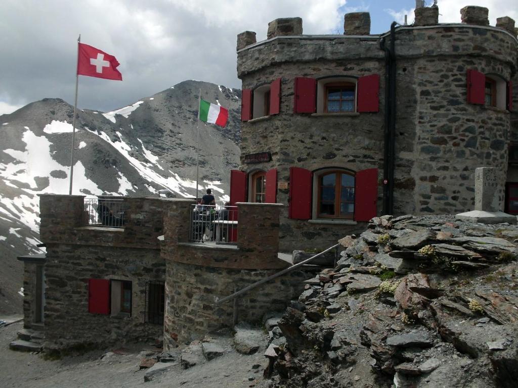 Rifugio Garibaldi Hotel Passo Stelvio Exterior photo